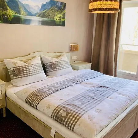 Fruehstueckspension Waldeck Oda ve Kahvaltı 3*