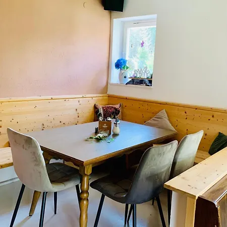 Fruehstueckspension Waldeck Bed & Breakfast